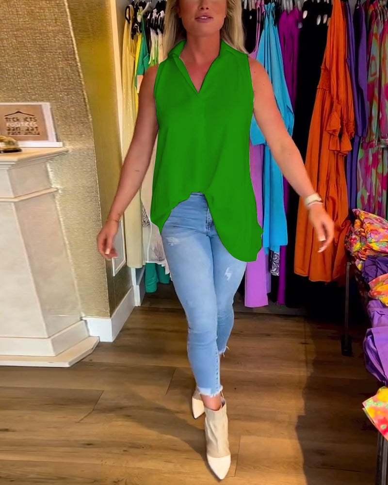 Anabella – Sleeveless Top with Ruffles and Lapels