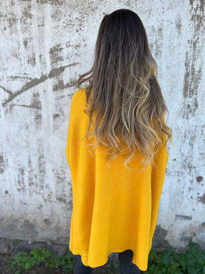 BESSY | COMFORTABLE JUMPER WITH V-NECK AND LONG SLEEVES