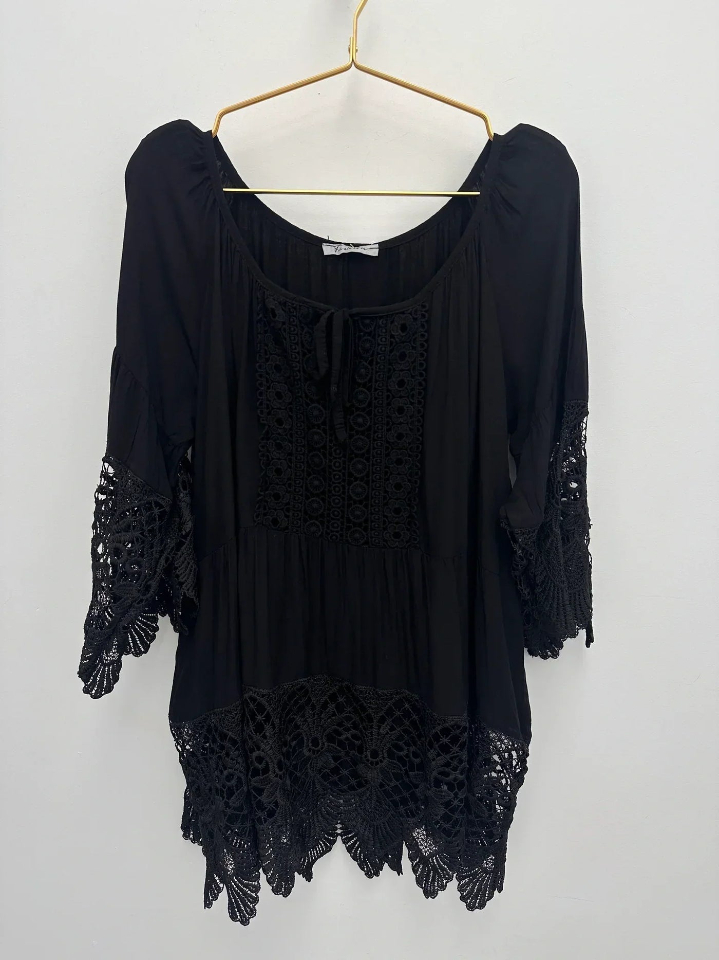 Emma - Stylish Shirt With Round Neck