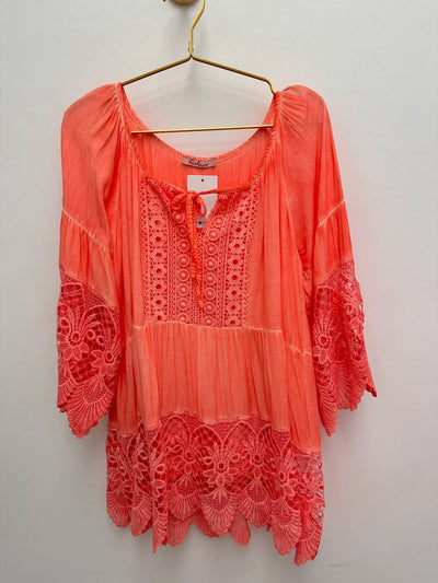 Emma - Stylish Shirt With Round Neck