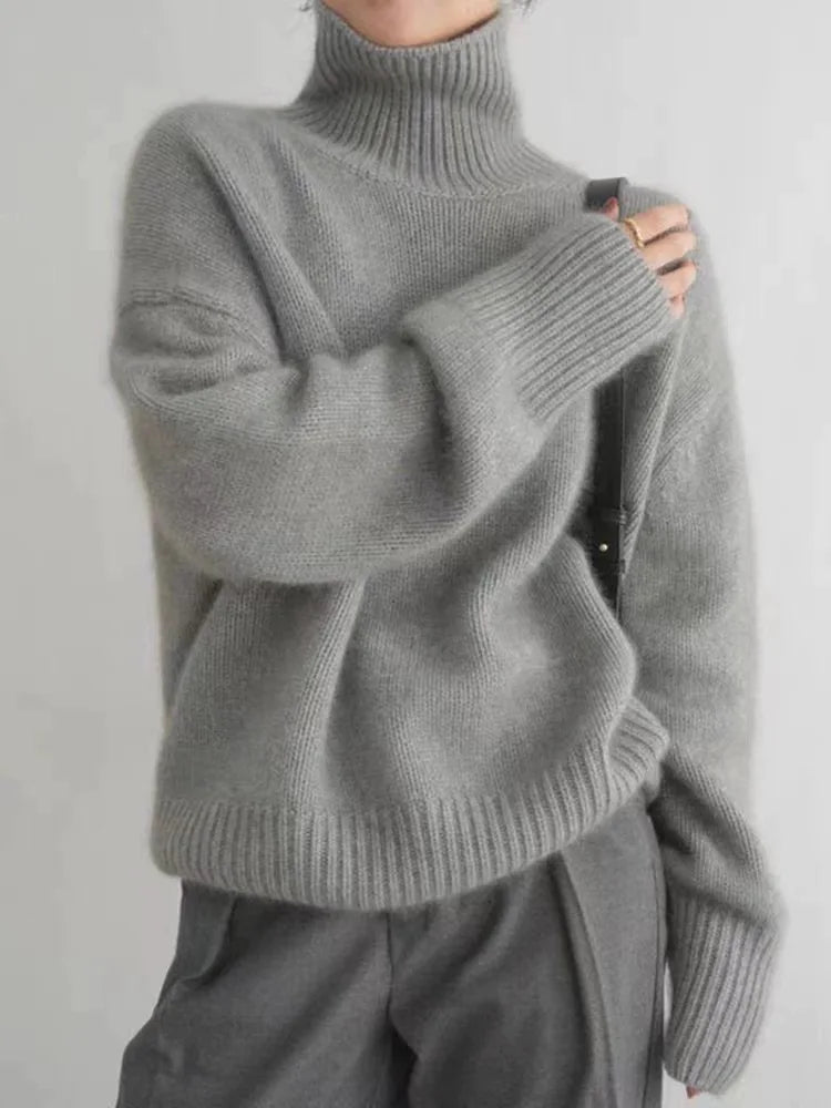 Amy |  Comfortable sweater