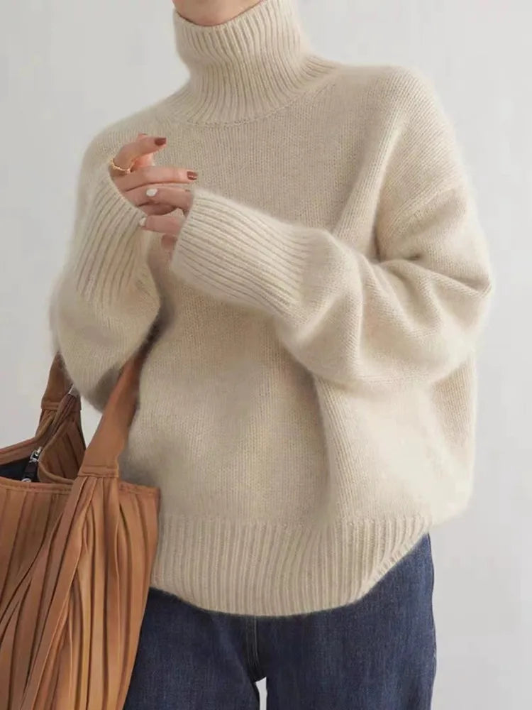Amy |  Comfortable sweater