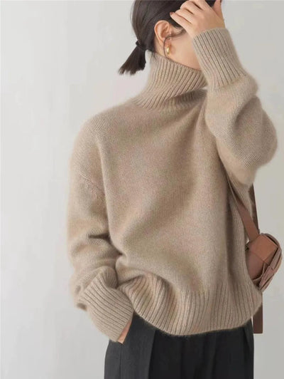 Amy |  Comfortable sweater