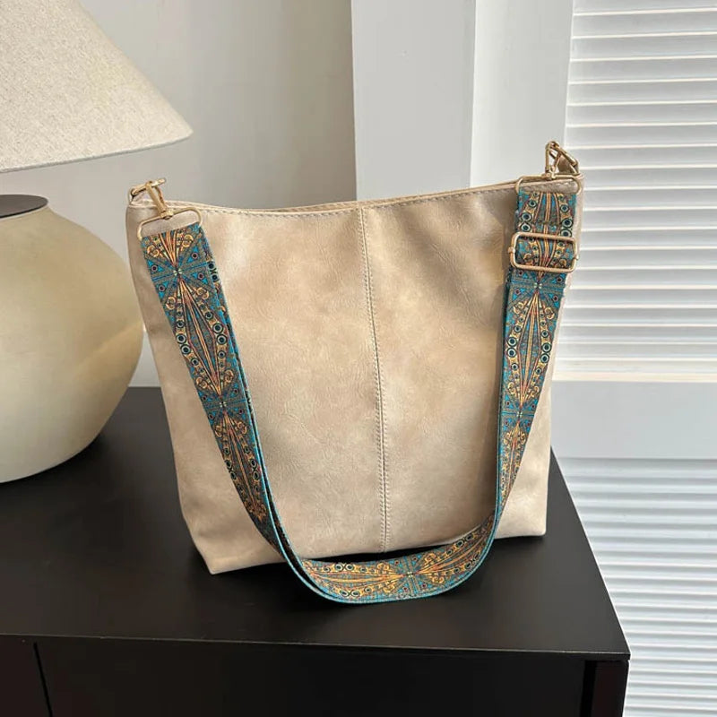 Chelsey | Vintage Charm Leather Shoulder Bag